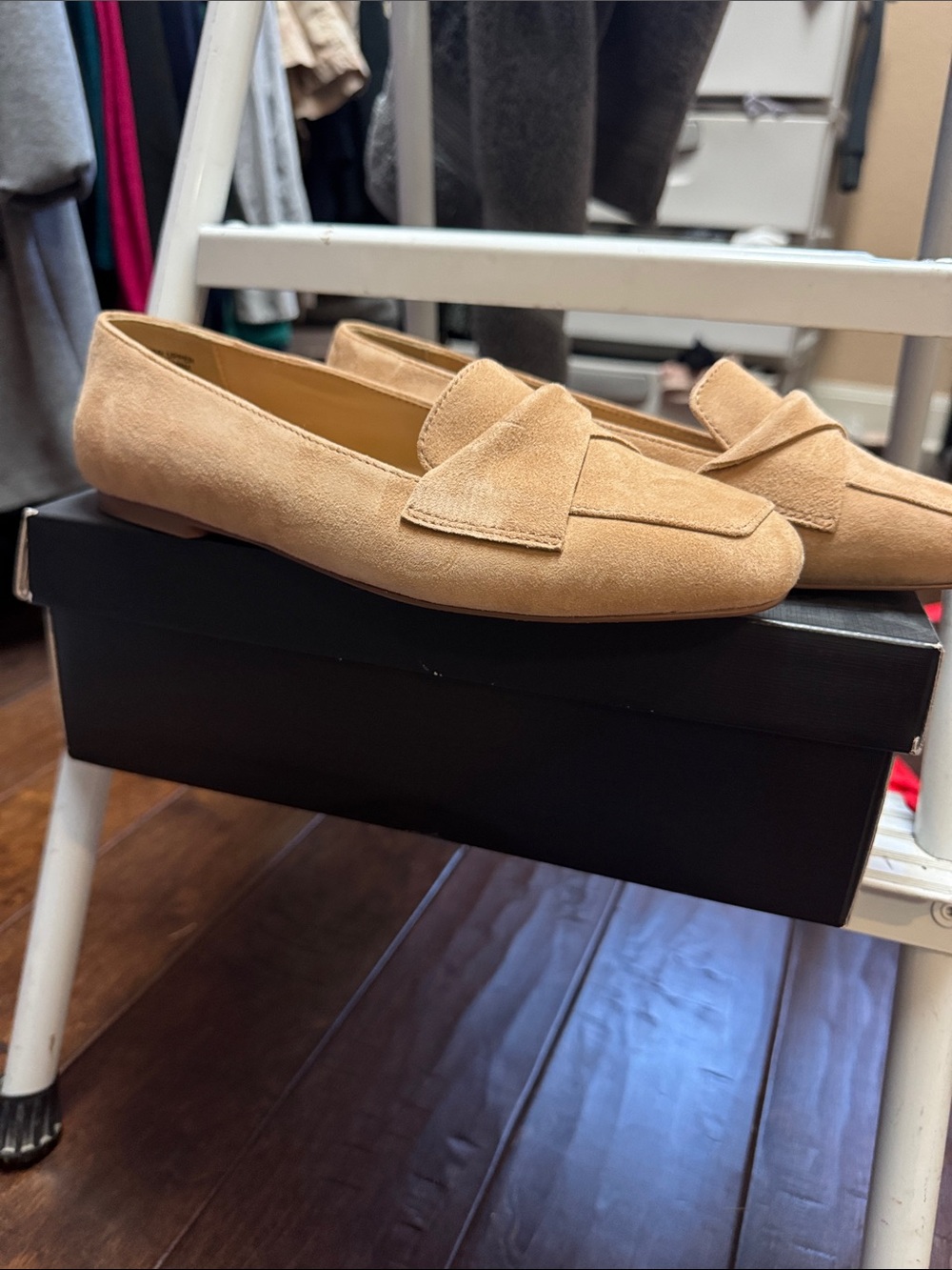Talbots light toffee Stella twist  suede Loafers